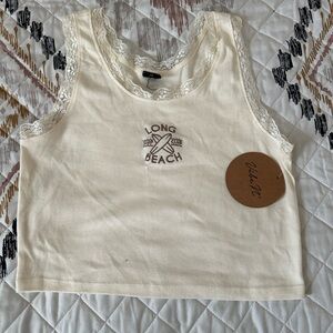 Vibe Cream Tank Top with Lace and Long Beach Design. Size Medium. NWT